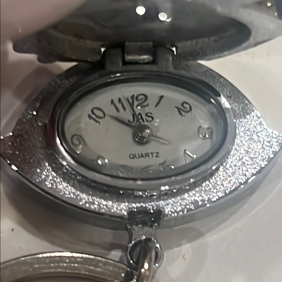 JAS Clock Silver Frog Keychain Accessory - Picture 4 of 6